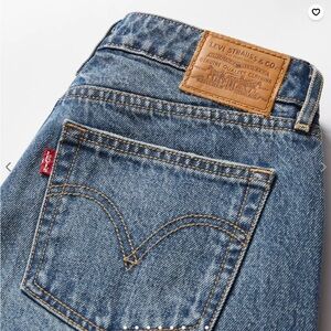 Levi’s Low Loose Women’s Jeans